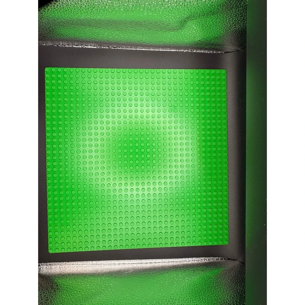 LEGO Classic Green Baseplate 11023 Building Sheet 32x32 10 inch Square NWOT